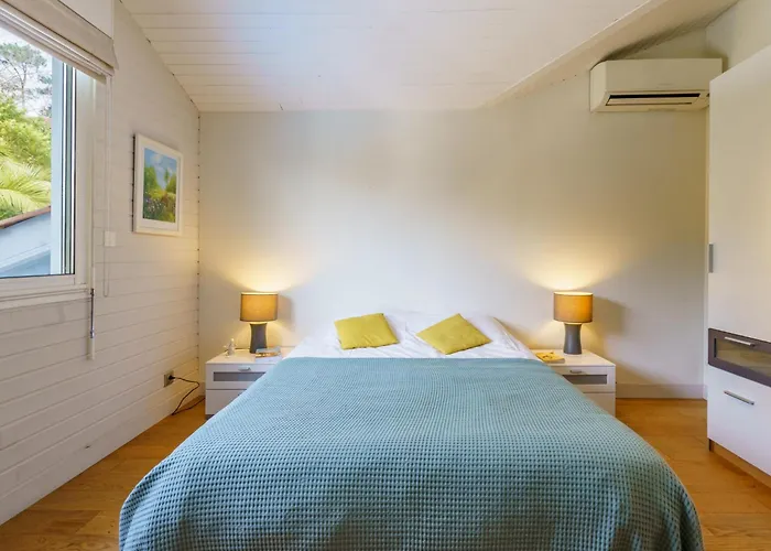 Iturria By Interhome Anglet